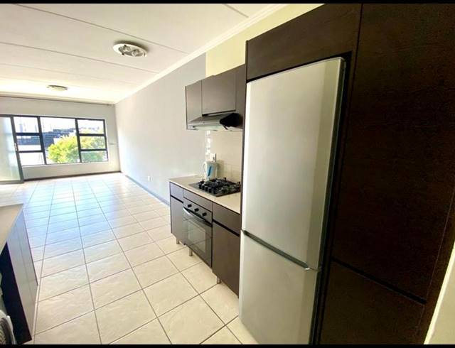 2 BEDROOM APARTMENT FOR SALE IN OAKDENE